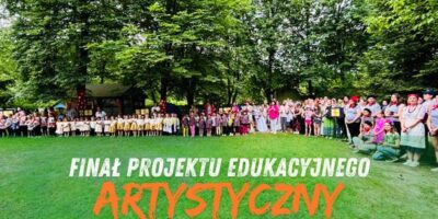 Finał projektu edukacyjnego „Artystyczny Wehikuł Czasu: przyrodniczo-ekologiczne zagadnienia w sztuce”